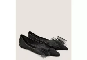 BLUSHING BOW FLAT